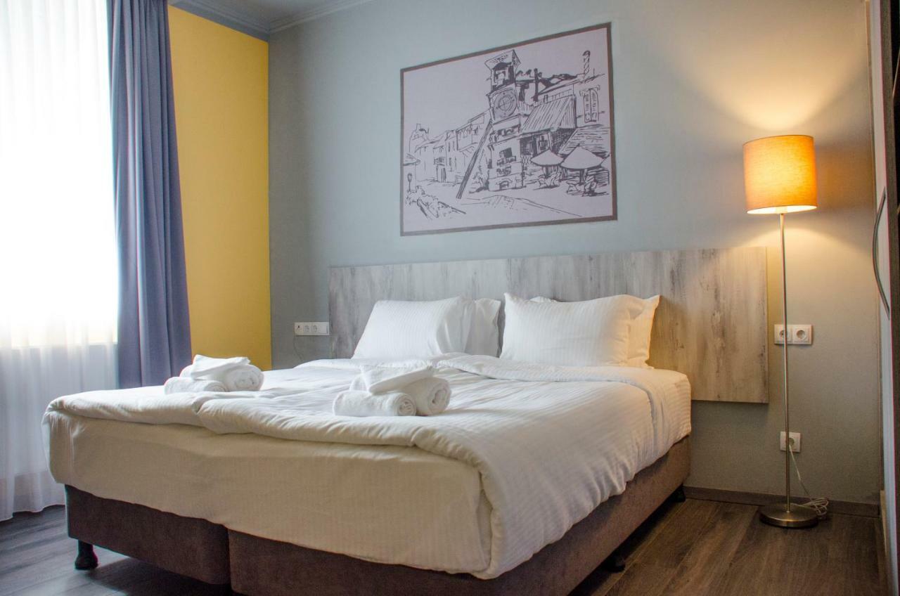Atoneli Hotel Тбилиси Экстерьер фото