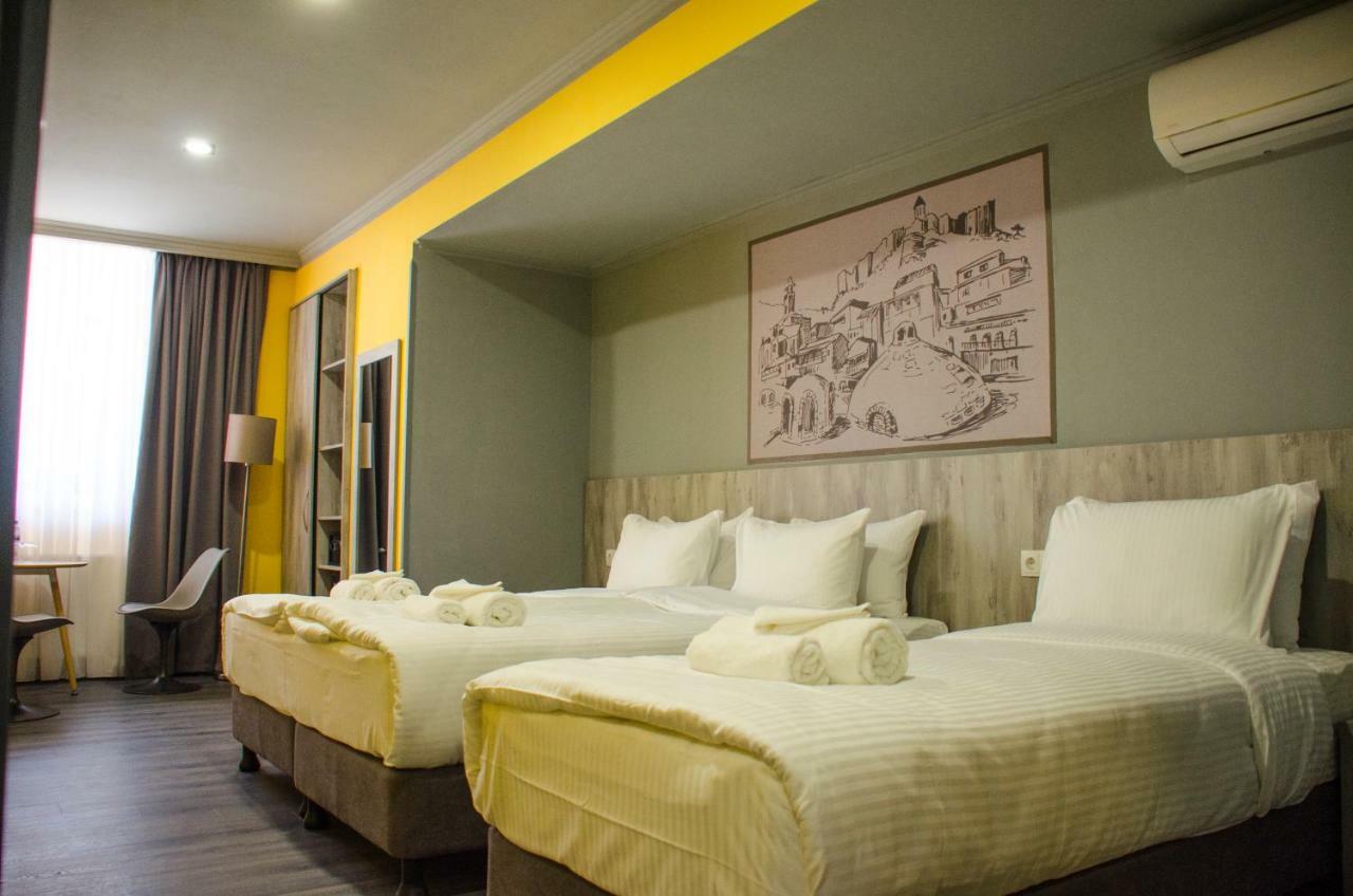 Atoneli Hotel Тбилиси Экстерьер фото